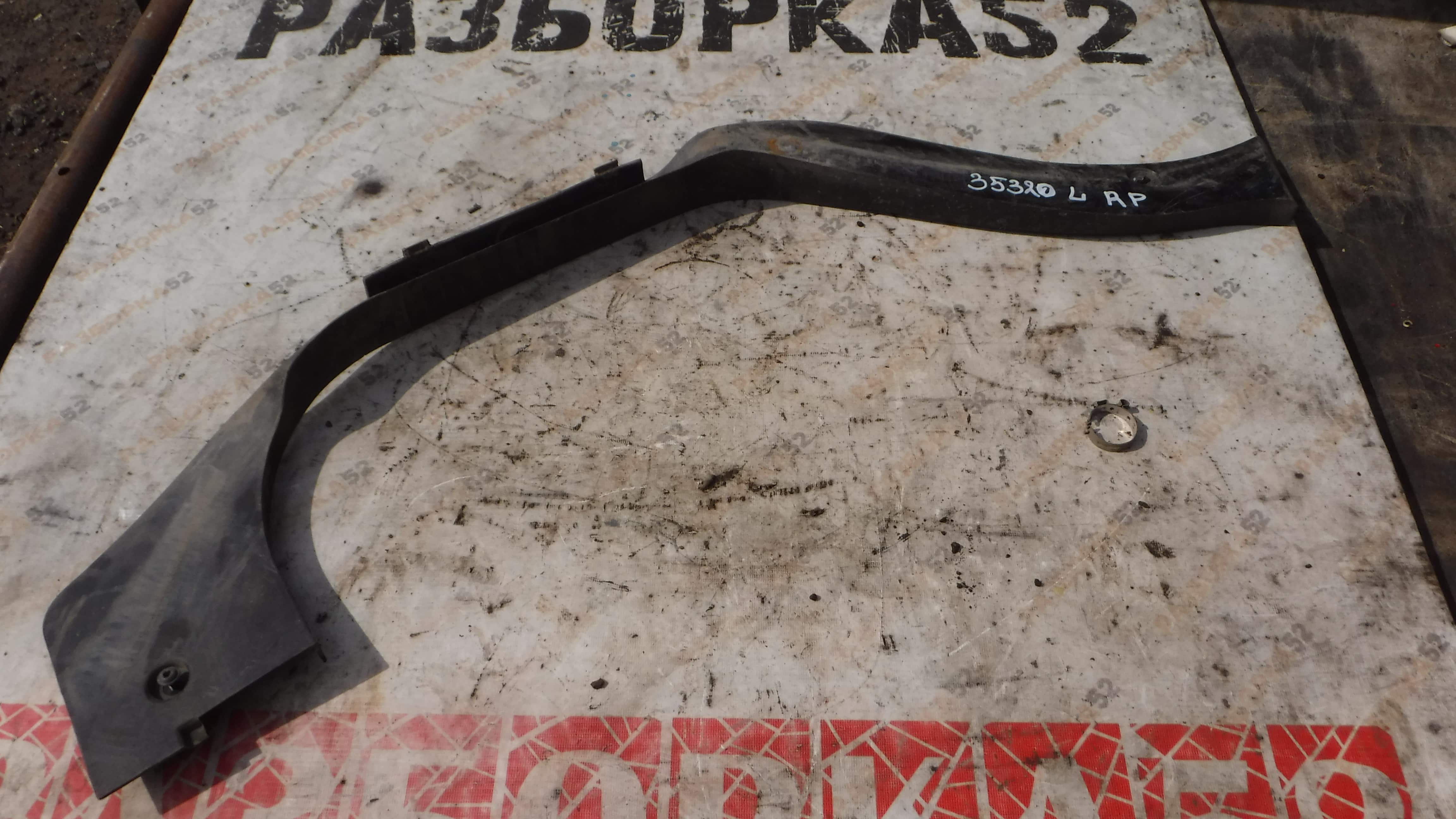 Накладка порога левая 5010628095 Рено премиум Renault Premium DCI320 2005